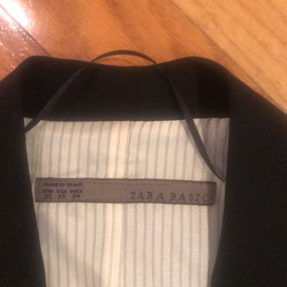 Vest with studs - Picture 4 of 6